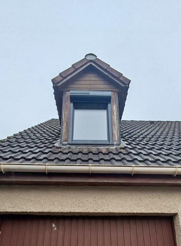 La Fenêtre PIXEL Ligne Quadri de chez Oknoplast
