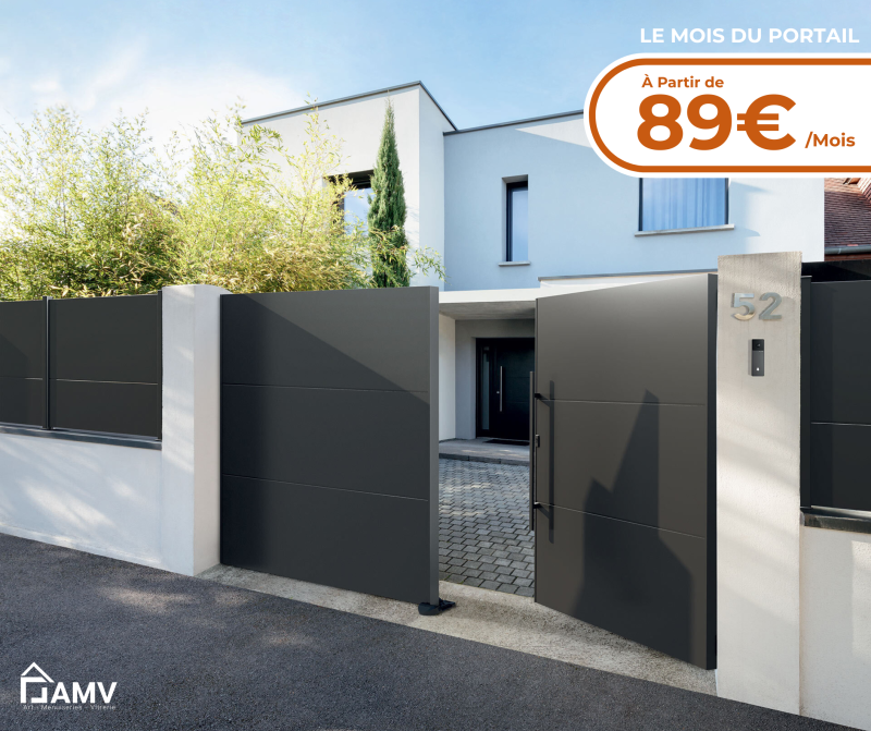 Portail aluminium contemporain installé devant une maison, en promotion pendant le mois du Portail chez AMV - financement 
